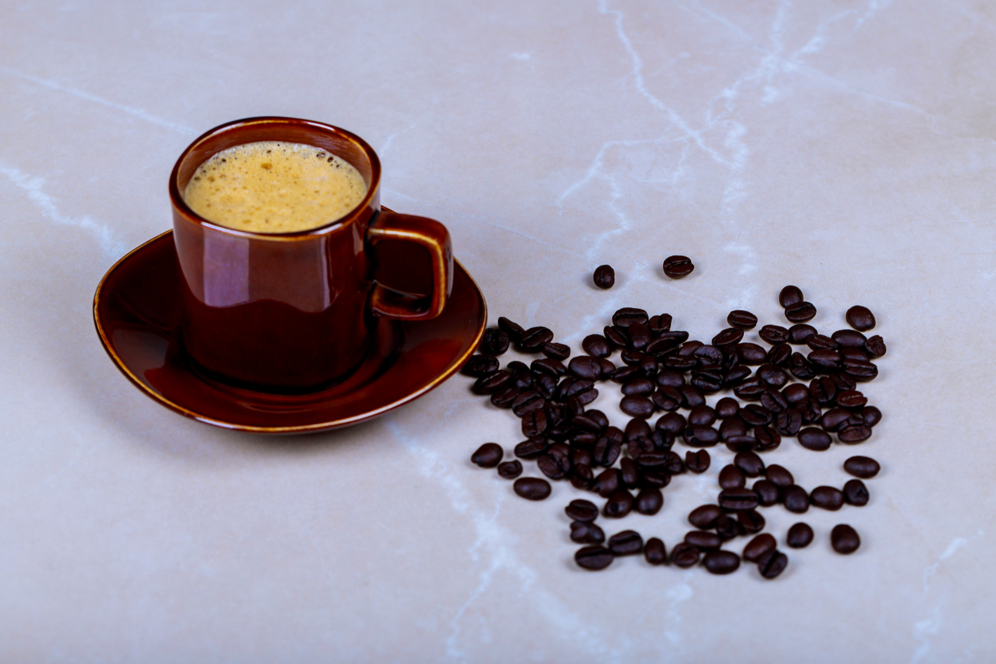 Co wiesz o bezkofeinowej kawie ziarnistej?