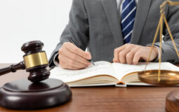W jaki sposób kancelaria prawna może wesprzeć towarzystwo ubezpieczeniowe w działaniach prawnych?