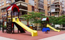 Place zabaw, które pokochają najmłodsi – jak je zaplanować i dlaczego warto?
